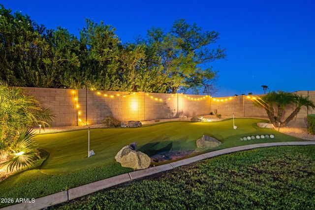 1131 E DESERT Court, Gilbert, AZ 85234