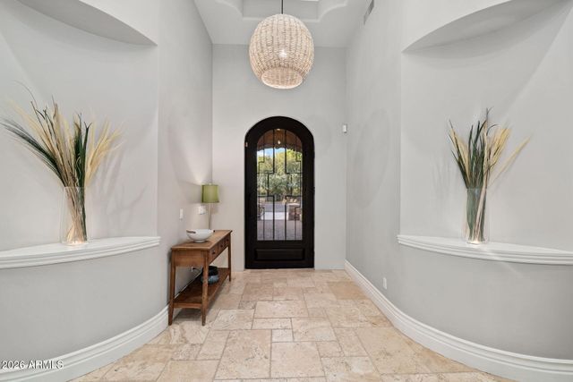 1131 E DESERT Court, Gilbert, AZ 85234