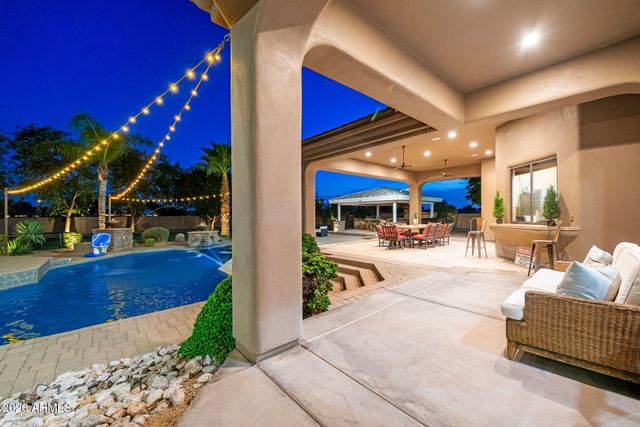 1131 E DESERT Court, Gilbert, AZ 85234