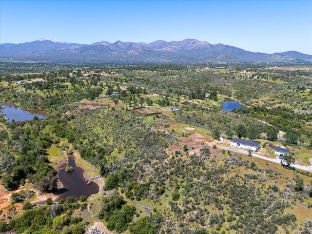 14055 Marsha Way, Igo, CA 96047