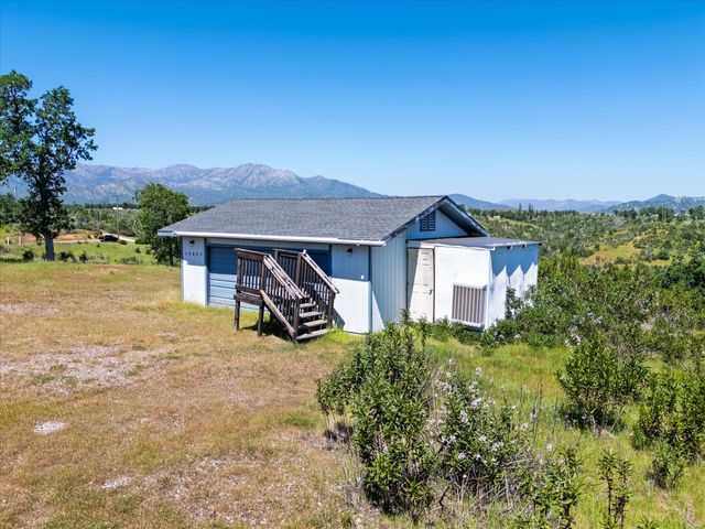 14055 Marsha Way, Igo, CA 96047