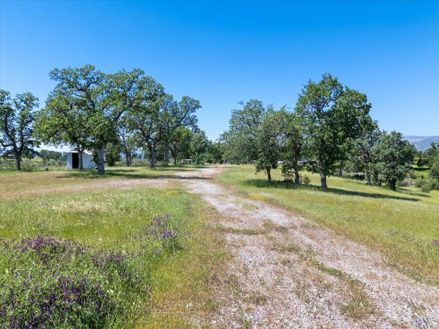 14055 Marsha Way, Igo, CA 96047