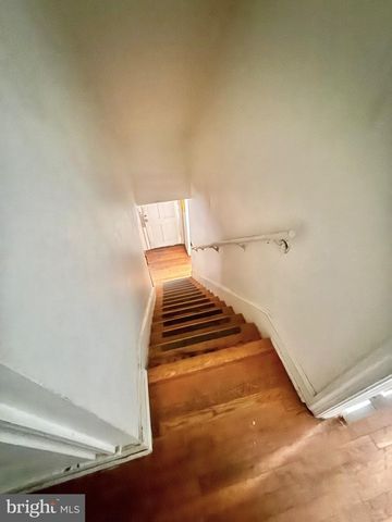 5520 DAWES AVE, Alexandria, VA 22311