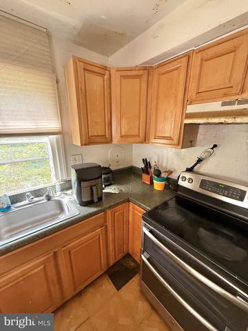 5520 DAWES AVE, Alexandria, VA 22311