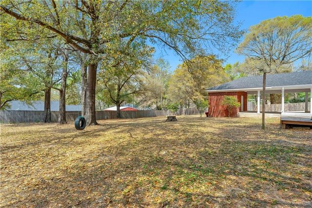 2191 Laura Drive, Semmes, AL 36575