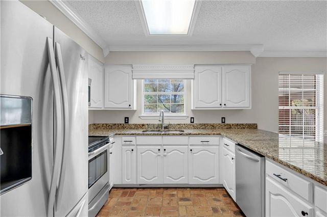 2191 Laura Drive, Semmes, AL 36575