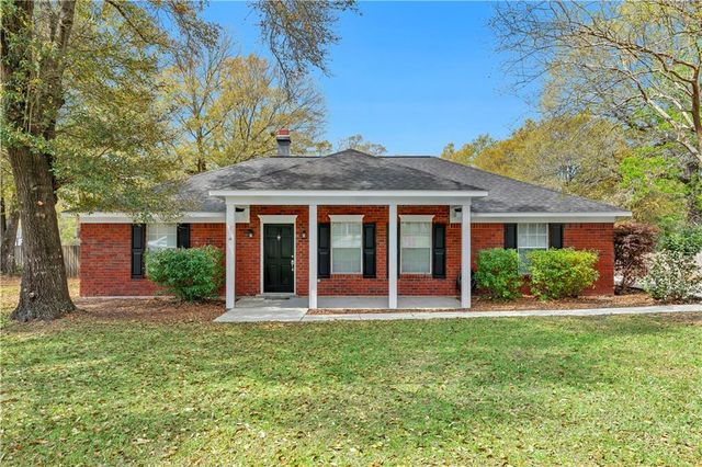 2191 Laura Drive, Semmes, AL 36575