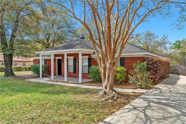 2191 Laura Drive, Semmes, AL 36575