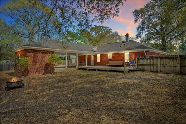 2191 Laura Drive, Semmes, AL 36575