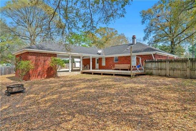 2191 Laura Drive, Semmes, AL 36575