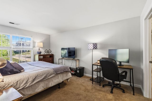 251 Simpson Avenue 319, Lexington, KY 40504
