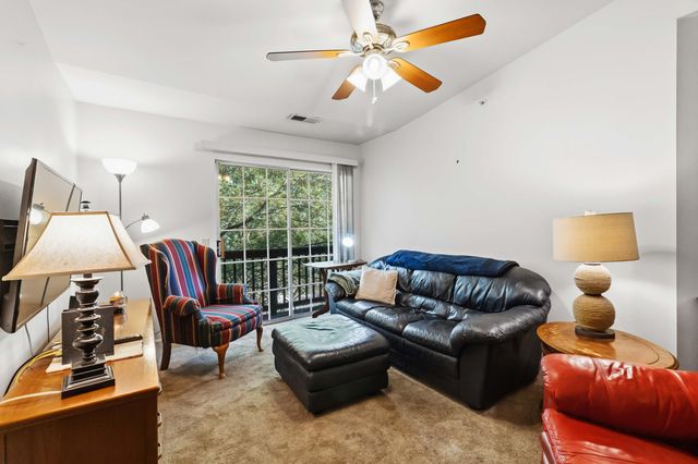 251 Simpson Avenue 319, Lexington, KY 40504