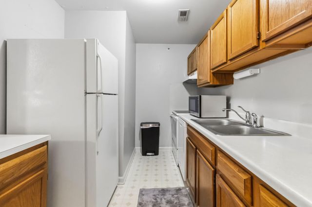 251 Simpson Avenue 319, Lexington, KY 40504