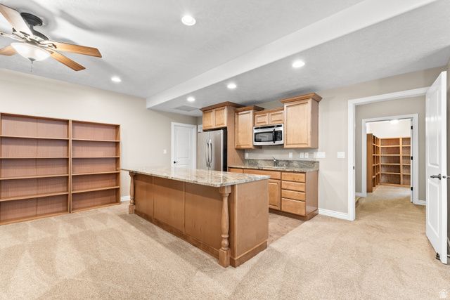 918 MAHOGANY DR, Fruit Heights, UT 84037
