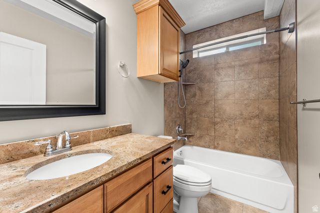 918 MAHOGANY DR, Fruit Heights, UT 84037