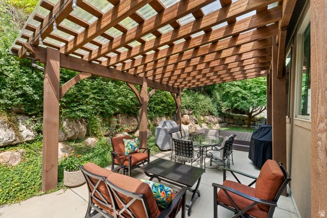 918 MAHOGANY DR, Fruit Heights, UT 84037