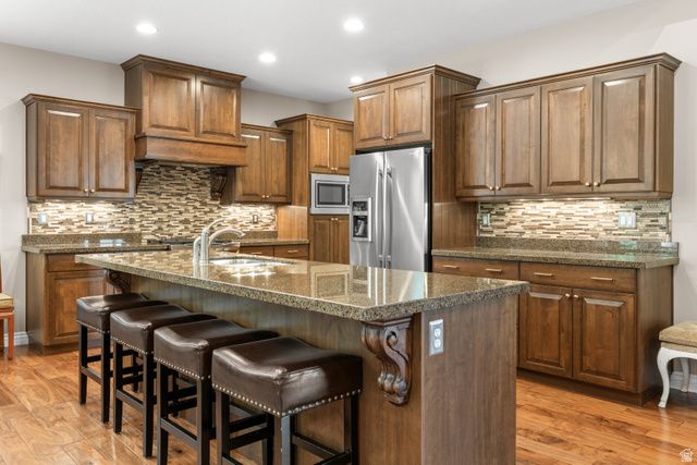 918 MAHOGANY DR, Fruit Heights, UT 84037