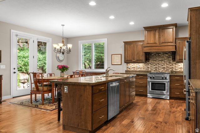 918 MAHOGANY DR, Fruit Heights, UT 84037
