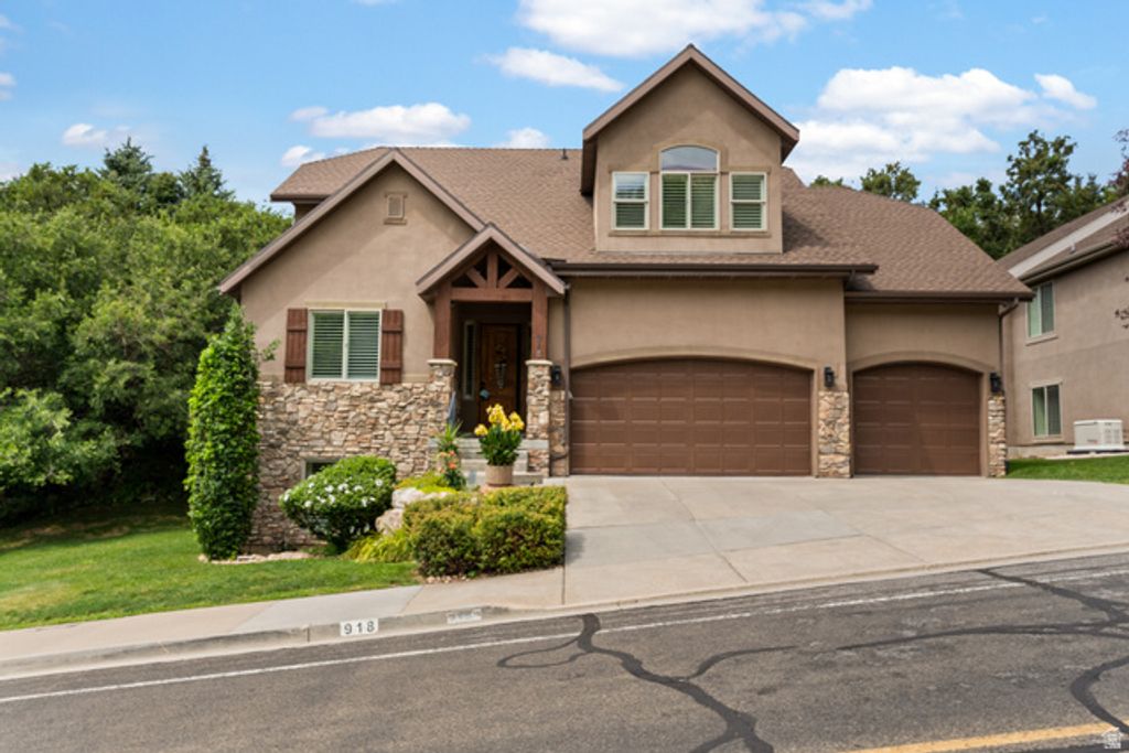 918 MAHOGANY DR, Fruit Heights, UT 84037 — photo 2