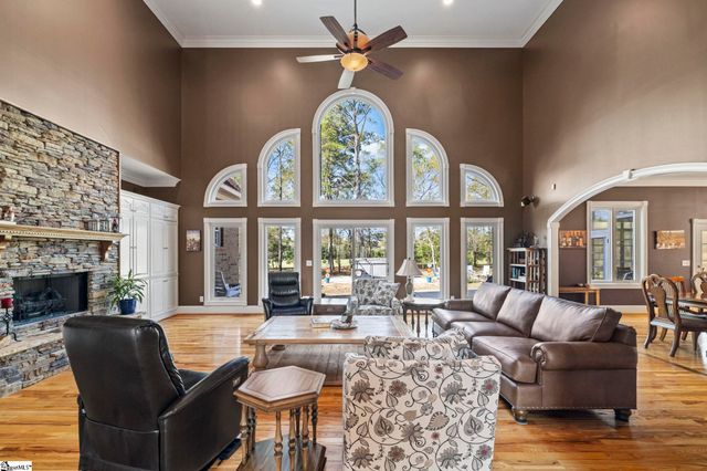 1132 Mccarter Road, Fountain Inn, SC 29644