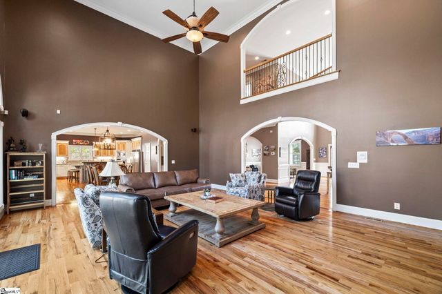 1132 Mccarter Road, Fountain Inn, SC 29644