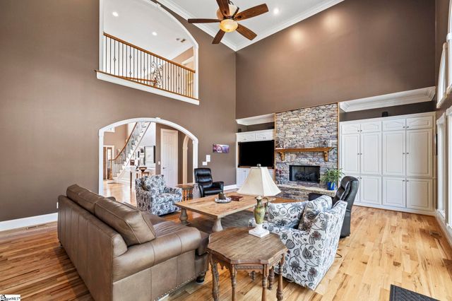 1132 Mccarter Road, Fountain Inn, SC 29644