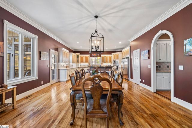 1132 Mccarter Road, Fountain Inn, SC 29644