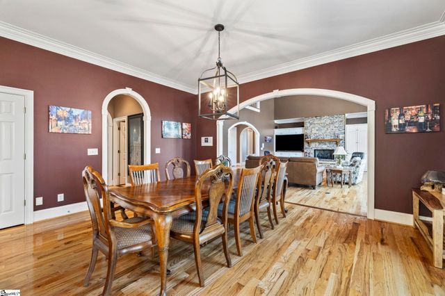 1132 Mccarter Road, Fountain Inn, SC 29644