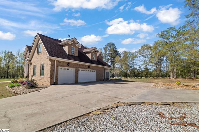 1132 Mccarter Road, Fountain Inn, SC 29644