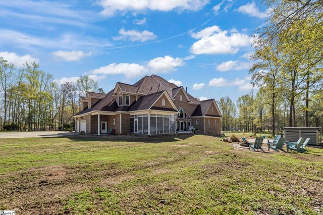 1132 Mccarter Road, Fountain Inn, SC 29644