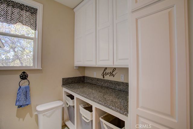 32557 Pine Cone Ct A&B, Running Springs, CA 92382