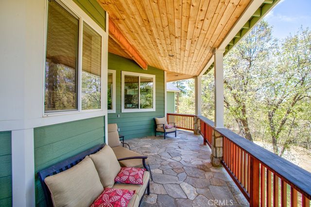 32557 Pine Cone Ct A&B, Running Springs, CA 92382