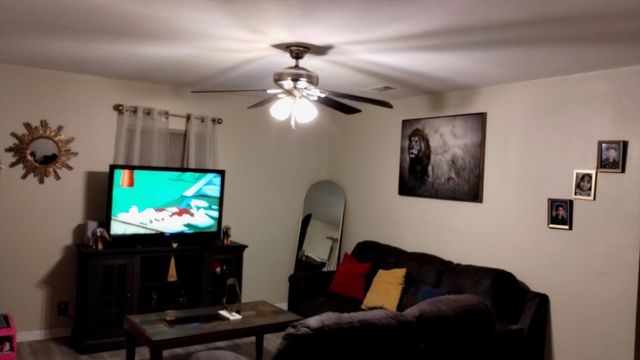 1420 Papendorf Lane, West Columbia, TX 77486