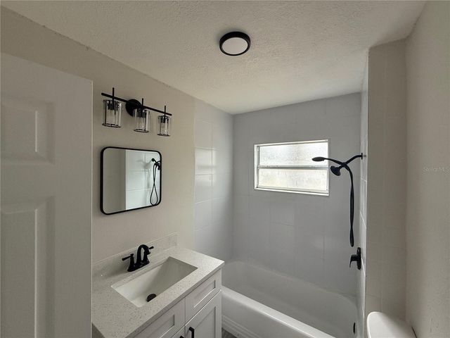 322 PALM AVENUE, Eustis, FL 32726