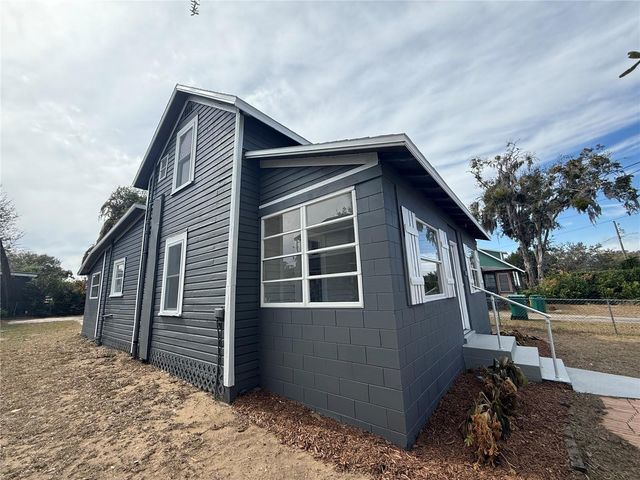 322 PALM AVENUE, Eustis, FL 32726