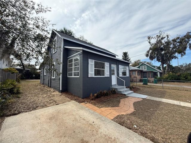 322 PALM AVENUE, Eustis, FL 32726