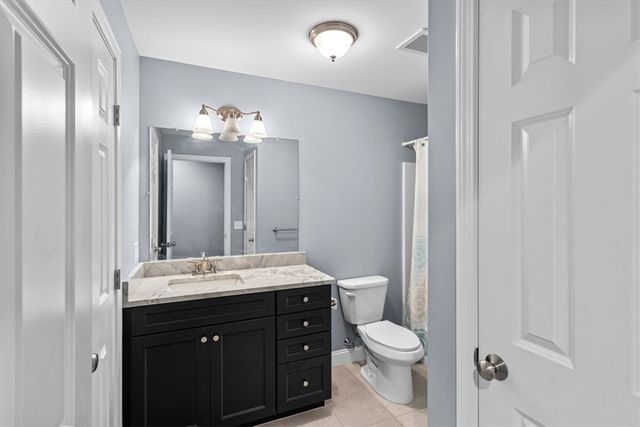 60 Saw Mill Drive 307, North Kingstown, RI 02852