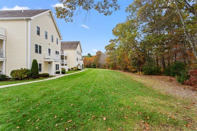 60 Saw Mill Drive 307, North Kingstown, RI 02852