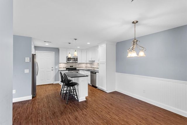 60 Saw Mill Drive 307, North Kingstown, RI 02852