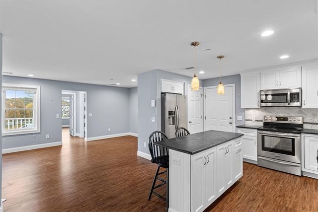 60 Saw Mill Drive 307, North Kingstown, RI 02852