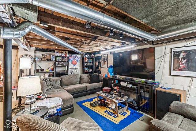 41 S Post Road, Indianapolis, IN 46219