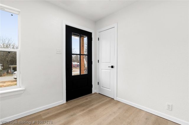 48 W Gary Street, Greenwood, AR 72936