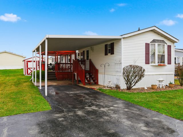 52 Partridge Lane, Beecher, IL 60401