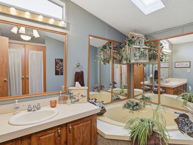 52 Partridge Lane, Beecher, IL 60401