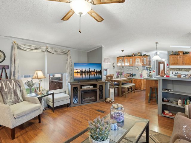 52 Partridge Lane, Beecher, IL 60401
