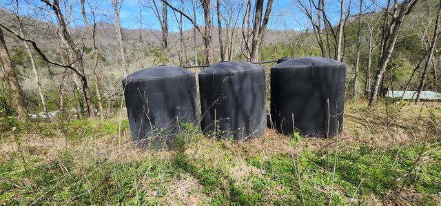 950 Chapman Hollow Rd, Dowelltown, TN 37059