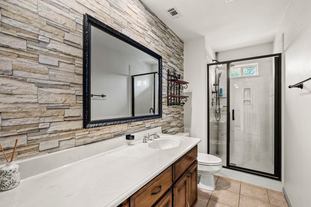 101 Landons WAY, Georgetown, TX 78633