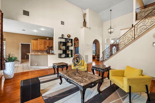 101 Landons WAY, Georgetown, TX 78633