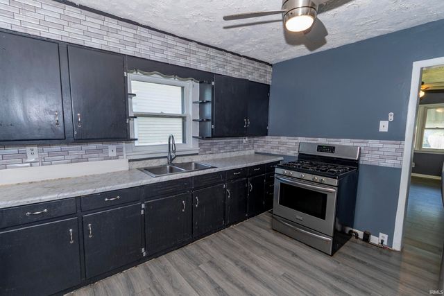 502 S 32nd Street, South Bend, IN 46615