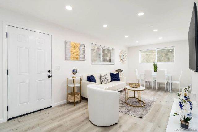 5074 AUBURN DRIVE, San Diego, CA 92105